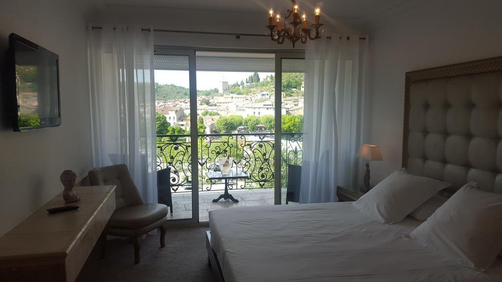 Hotel Les Deux Lions Riez Cameră foto
